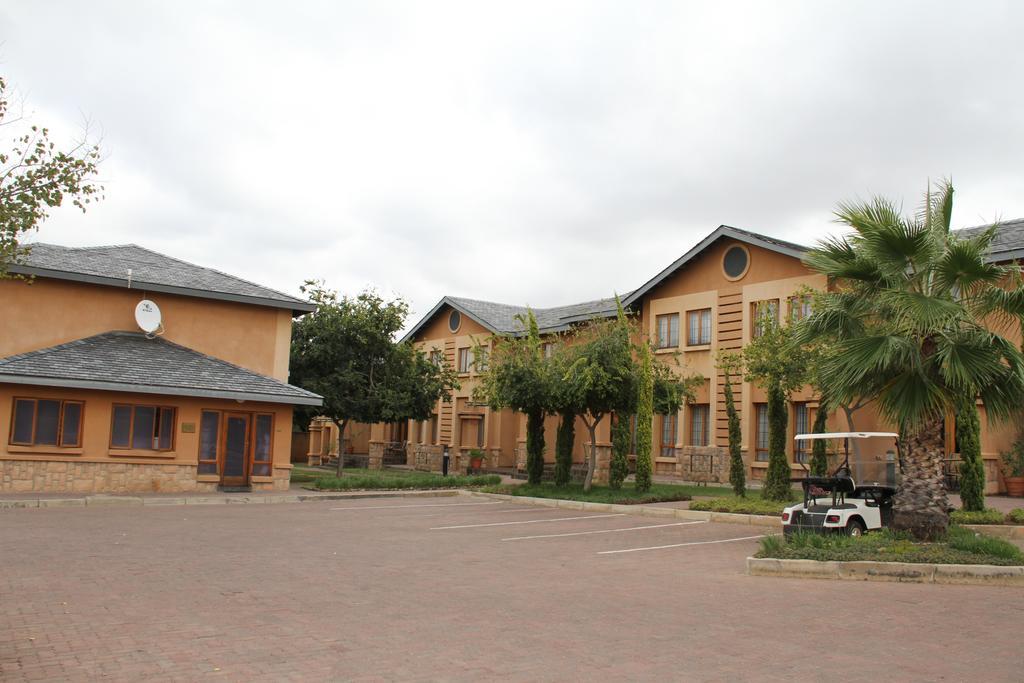 Phakalane Golf Estate Hotel Resort Gaborone Exterior photo