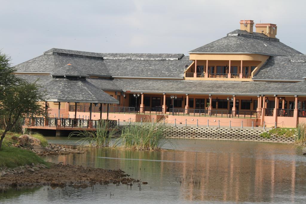 Phakalane Golf Estate Hotel Resort Gaborone Exterior photo